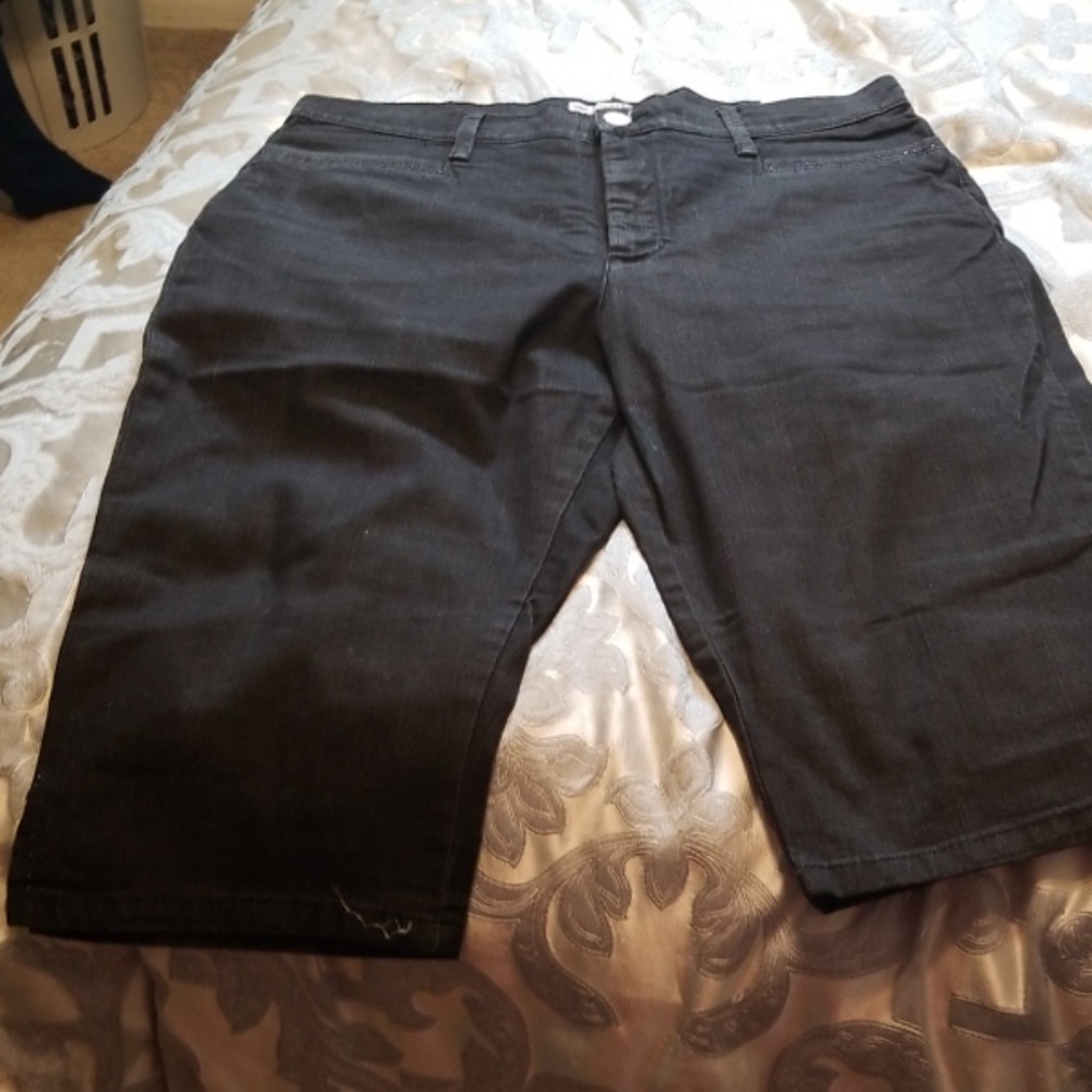 Capra shorts